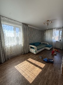 Продам 3-х комнатную квартиру Ч. Валиханова