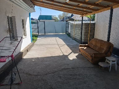Продается дом в Заре
