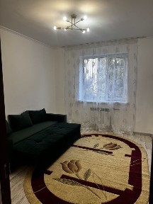 Сдам в аренду 3 комнатную квартиру по месячно. На долгосрочное