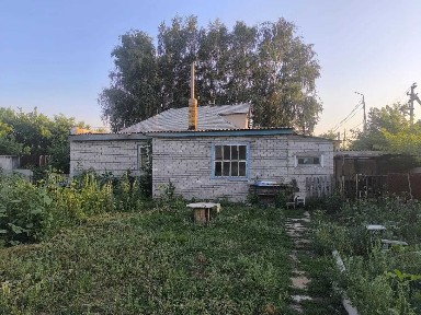 Продам дом под разбор