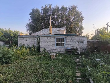 Продам дом под разбор
