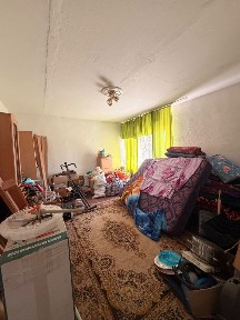 Продается 2 х этажное здание в пос. Шашубай ул. Шашубай 5 А