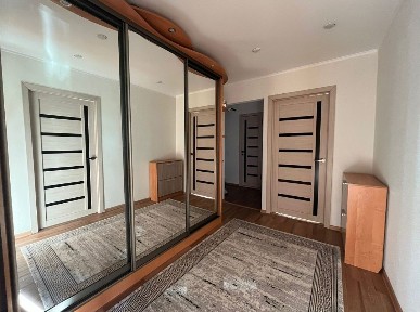 Продам 3 комн квар. новой пл. 8/10, 20мкр, 27,500