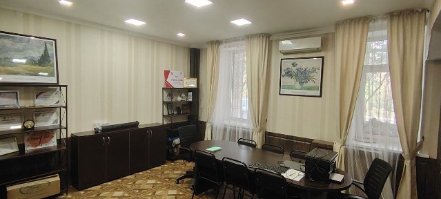 Сдам в аренду офис 141 кв м жк Саламат