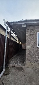Продам большой новый дом, с большим гаражем.