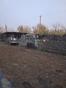 Продаётся дом в с. Красный Яр. Дом находится при въезде из города