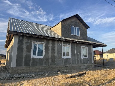 Просторный дом с МАНСАРДОЙ на 10 сотках - Талдыкорган