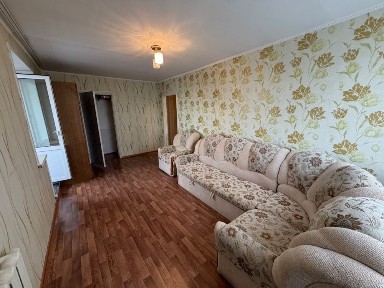 Продам 1 ком 9 мкр дом 6 за 14.5