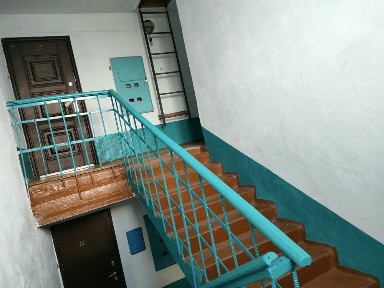 Продам просторную 2-х комнатную квартиру 44,6 кв. м.