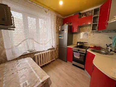Сдам 2 ком квартиру 15 мкр Кушербаева 64а