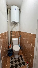 Продам 2х ком кв средный ремонт
