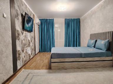 Часы и сутки 2000 wi-fi,смарт ТВ, Казииту, ж.д вокзал, Школьник