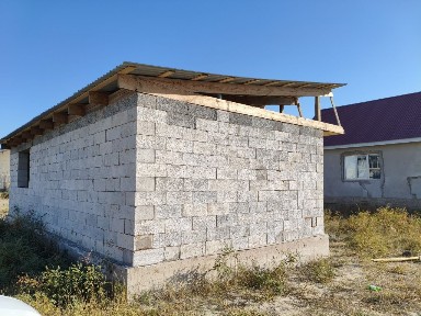 Продам недостроенную времянку размер 10x4