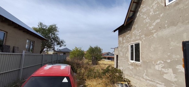 Продам 2-этажный дом 616 м² на 10 сотках, цена 30 млн ₸ Просторный