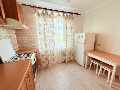 Сдам 2-х комнатную квартиру со всеми удобствами, район Жилгородок