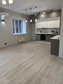 Продам 2хком квартиру район 8 школы.