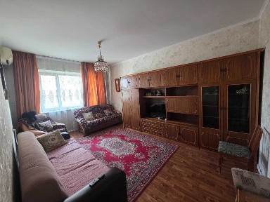 Сдам 1 ком Ауэзова Карасай батыра за 230 000 тенге.
