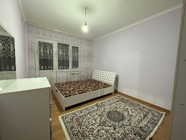 сдается двухкомнатная кв в мкр карлыгаш за 180000