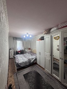 Продается 5-комнатая квартира