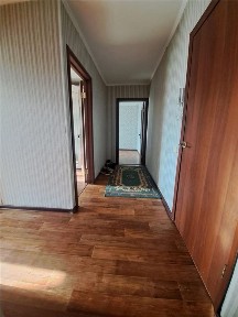 Продам квартиру 16 мкр, 4 комнаты, 61кв
