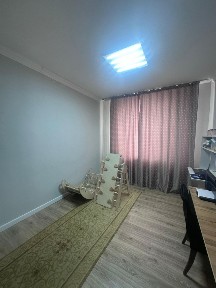 Продается четырехкомнатная квартира
