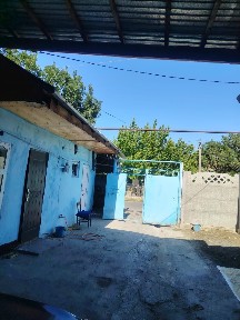 Продам небольшой дом 5комн требуется ремонт или же под снос