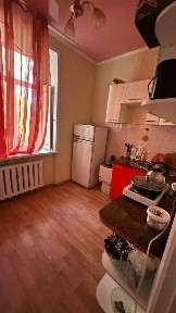 Продается 2-х комнатная крупногабаритная квартира