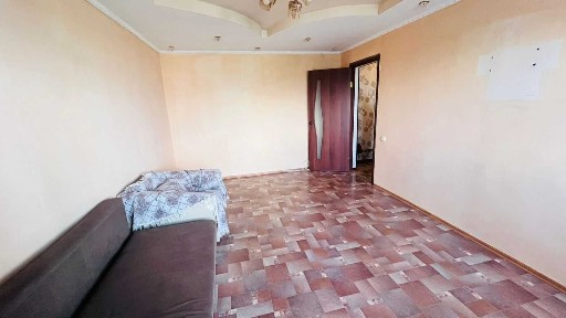Продам 2комн на Востоке 3 улучшенная кухня 9кв. м
