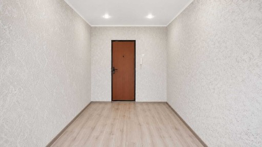 1-комнатная квартира, 18 м², //