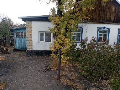 Продается дом пос. 106 Цена 6,5 млн. Обмен на квартиру возможен.