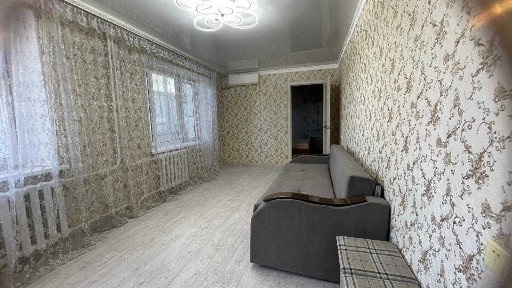 Продается 2-х комнатная в центре с. Карабулак Ескельдинский район