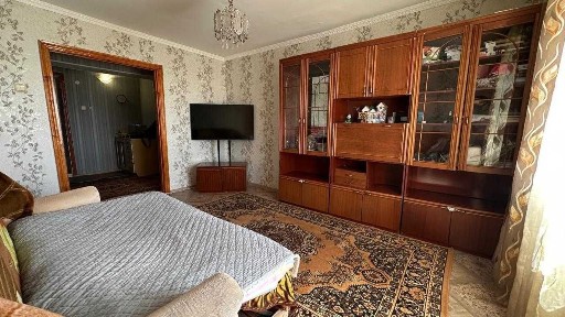 Продам 2х ком в центре Данил Империя
