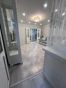 Продам 4 ком. кв. по ул. Назарбаева 71 с мебелью и лоджией.