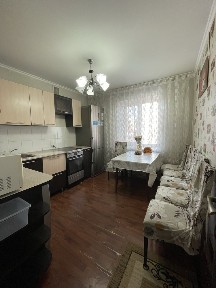 Продается 3х ком. квартира, р-н дв. спорта
