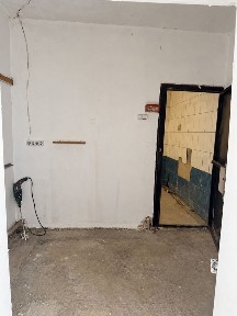Помещение 100м2 в цоколе со своим входом и парковкой.