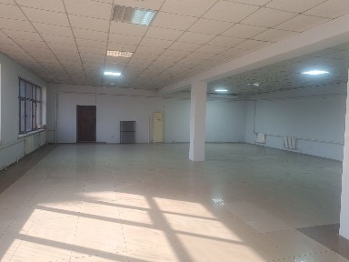 Аренда аомещения зал под магазин под офис 150 и 100