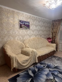 Сдам помесячно 3-х комнатную квартиру