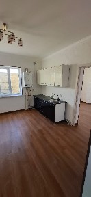 Нуршуақта уй сотылады 3бөлмелі 8сот, углавой, қоршалған, 2-кі зоезд, 2-кі