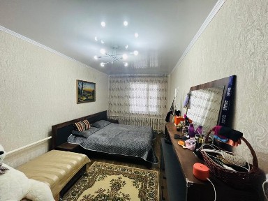Продается 4-комнатный жилой дом в районе Отенай батыра (Заря).