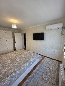 Центре 1 комнатная квартира 4 этаж РЕСПУБЛИКА КОЛОС