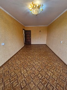 3-ком кв в 4-микр на 4этаже