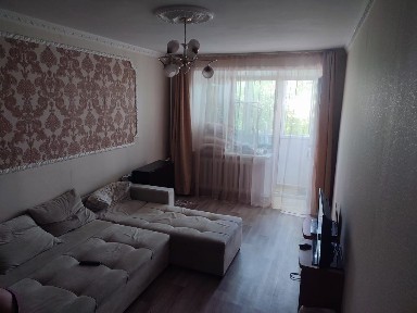 Продам двухкомнатную квартиру Топар