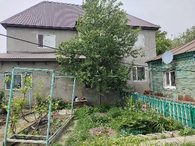 Продам 2 полноценных дома.