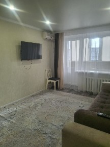 Сдам 2х комнатную квартиру по суточно Центре города Қабанбайбатыра 42