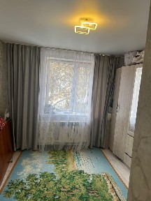 Продам 2 -х комнатную квартиру по адресу Женис 7а