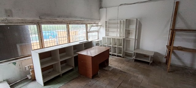 Сдам торговое помещение на рынке