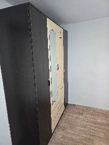Сдаётся времянка только семейной паре или работающей женщине