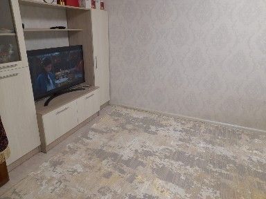 Срочно продается одно комнатная квартира в идияльном состояние.