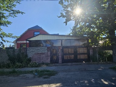 Продам дом в центре