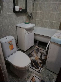 Сдам 2х комнатную квартиру на длительный срок.